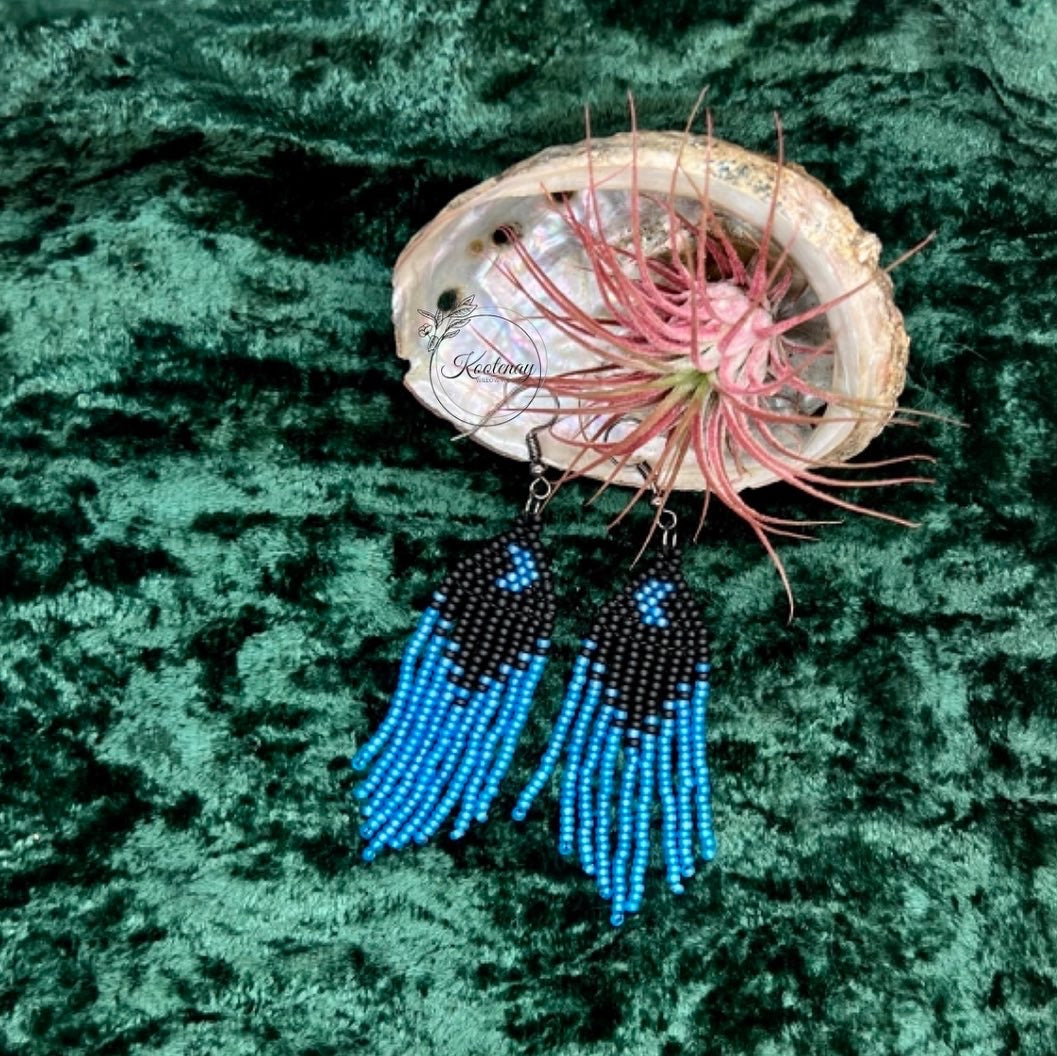 Mini Moons - Indigenous Made Seed Bead Earrings