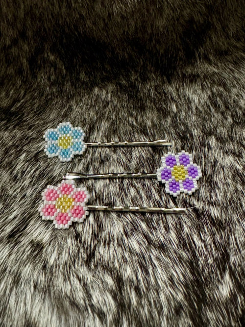 Floral hair pin set